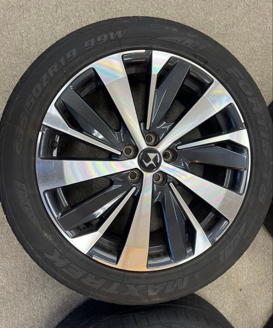 19インチ プジョー純正ホイールタイヤセット　（DS.シトロエン装着可）