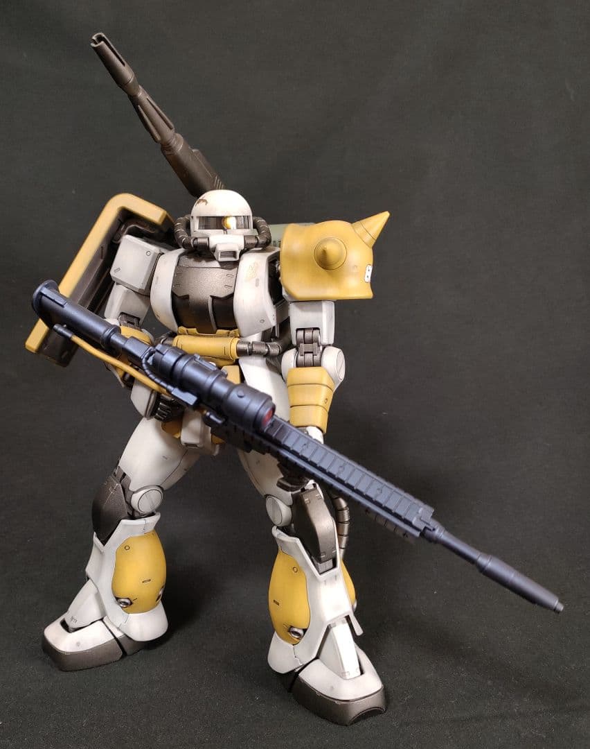 ガンプラ 塗装済完成品 MG MS-06F ザク Ver.2 ビーム兵器試験型