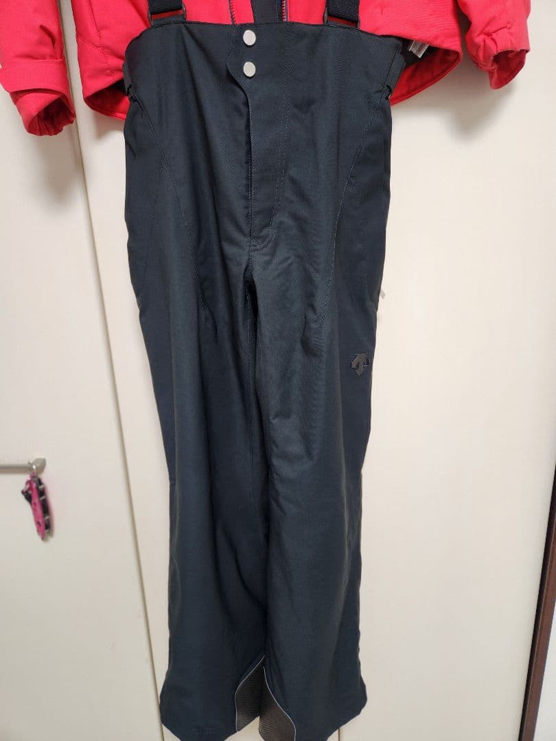 DESCENTE スキーウェア上下セット 　ジャケットMサイズ　パンツLサイズ