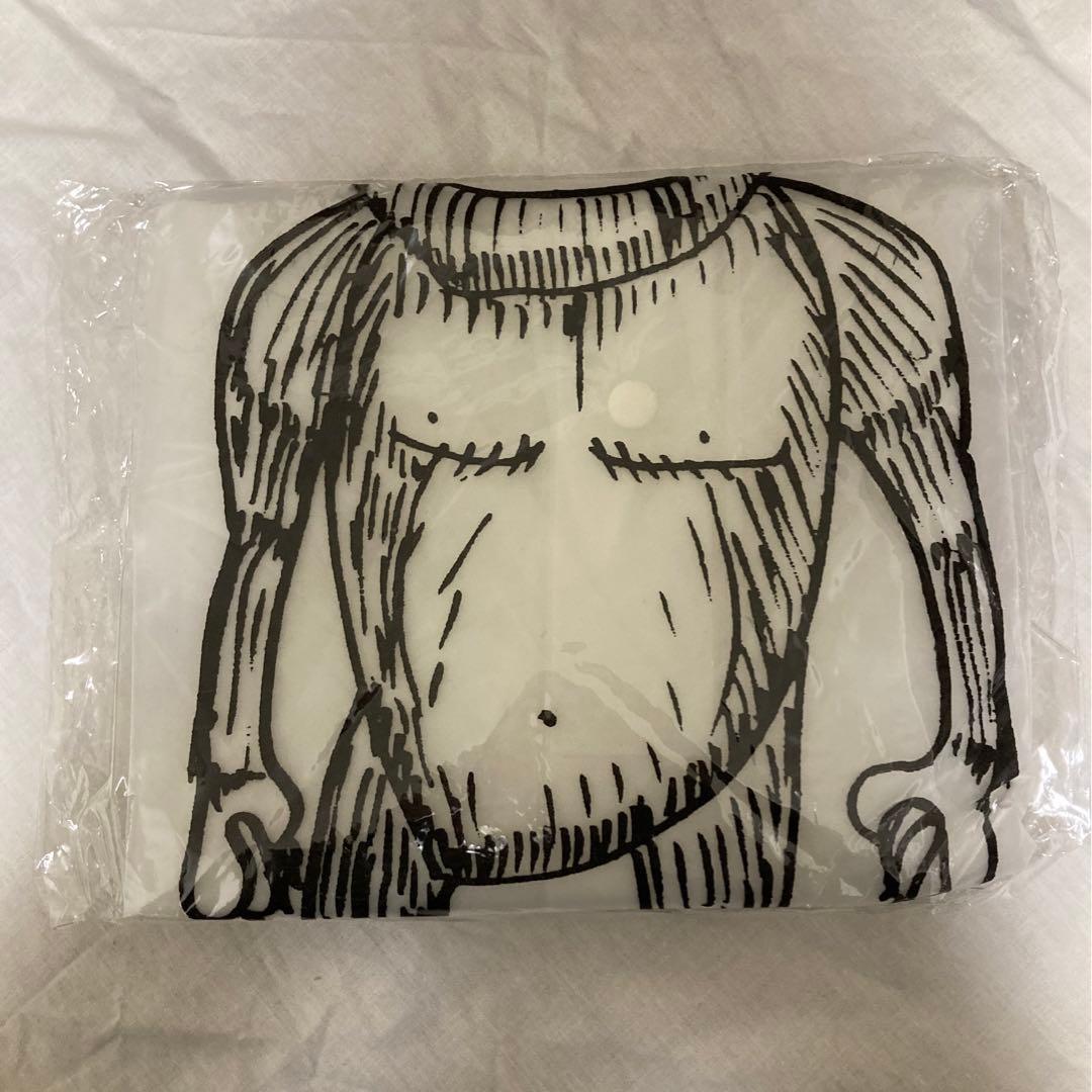 ザ・クロマニヨンズ　レインコート