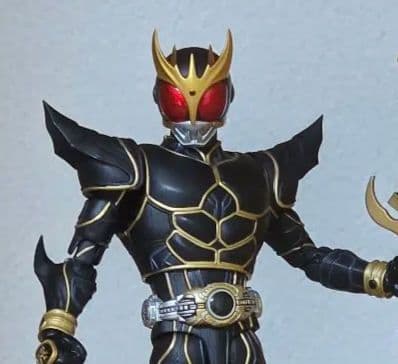 【新品】フィギュアーツ真骨彫専用　仮面ライダークウガアルティメット　発光ヘッド