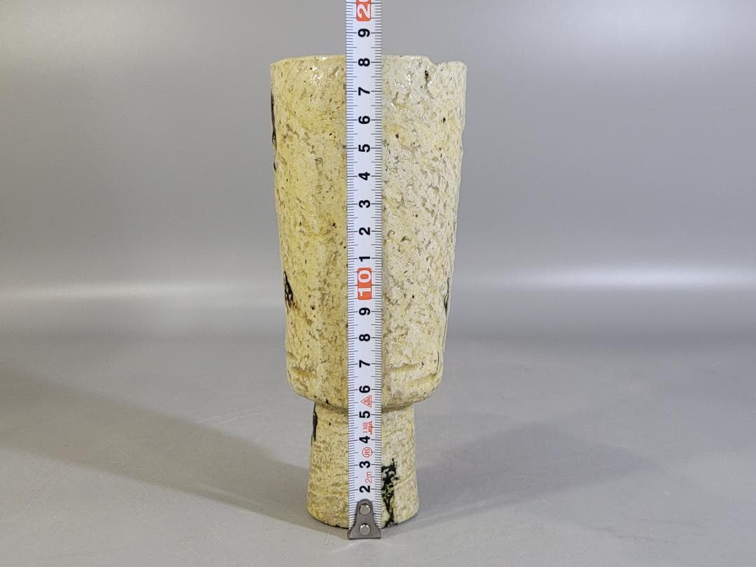 茶道具 黄瀬戸 砧 吊り花入 二代 小川長楽 共箱 美品 DT279