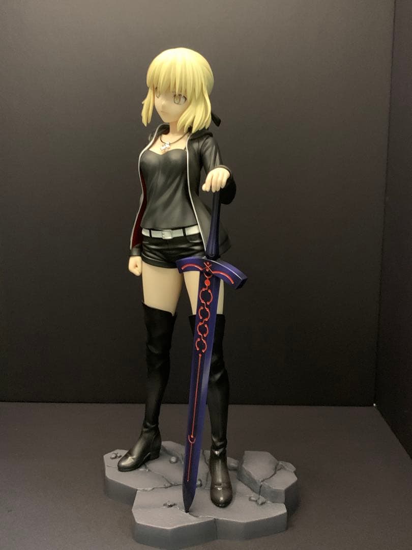 【開封済】セイバー　オルタ　アルトリア・ペンドラゴン　フィギュア