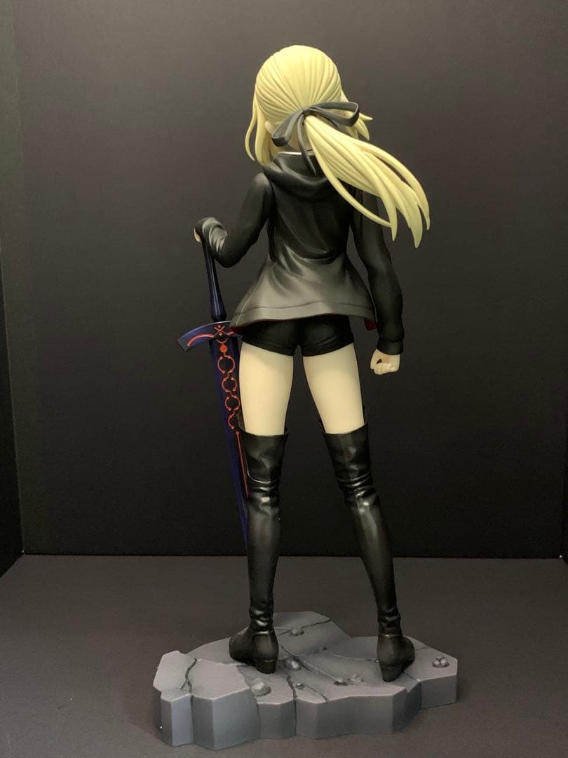 【開封済】セイバー　オルタ　アルトリア・ペンドラゴン　フィギュア