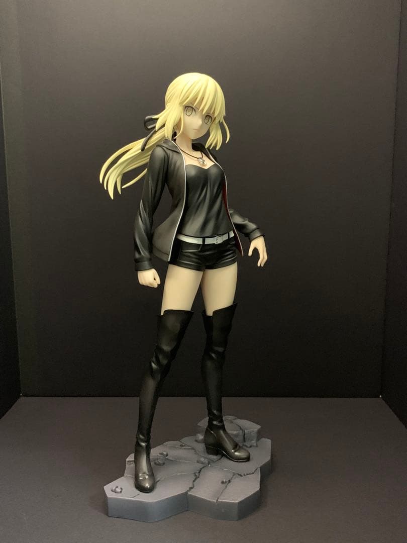 【開封済】セイバー　オルタ　アルトリア・ペンドラゴン　フィギュア