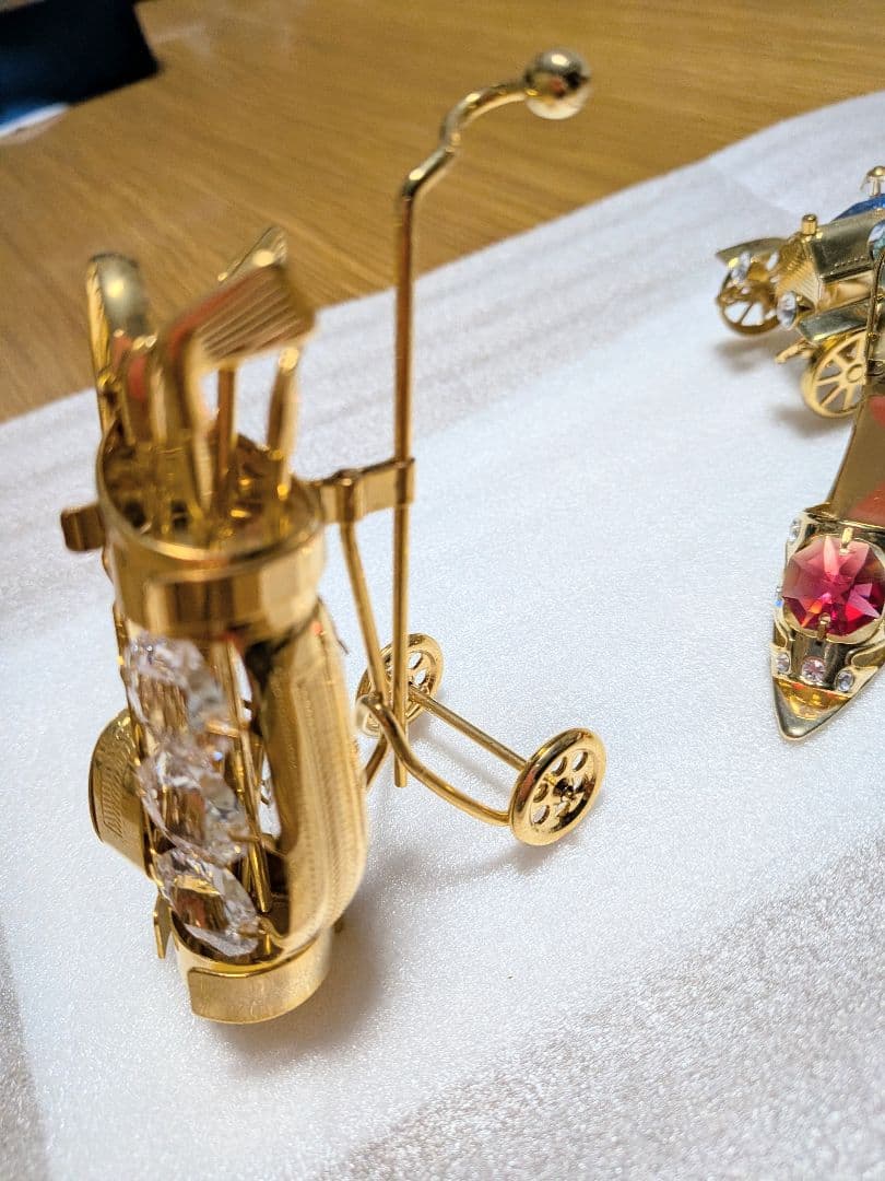 宝石のクラッシックカー・ゴルフクラブ・ハイヒール・おしゃぶり　スワロフスキー似