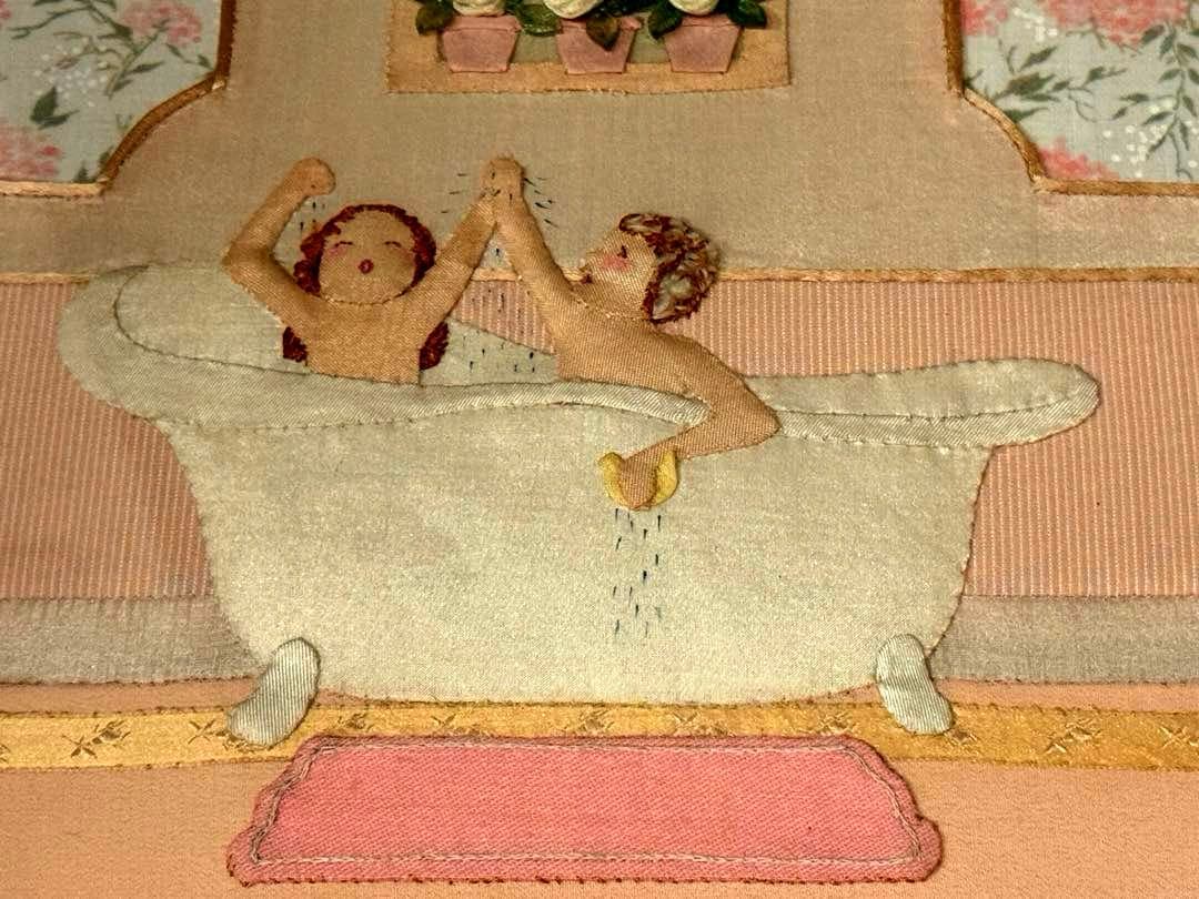 ジャクリーヌコバーン「桃色の浴室」￼ パッチワーク　額外445x 365mm