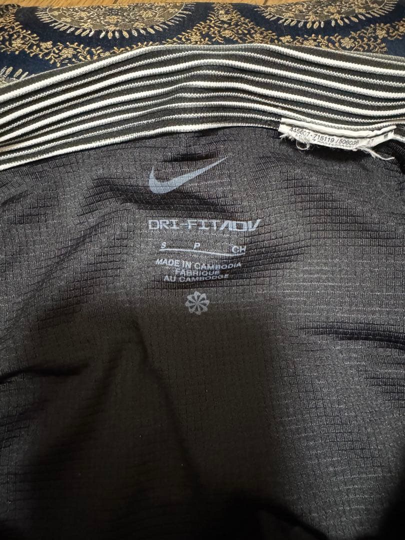 NIKE エアロスイフト　ハーフタイツ　Sサイズ　グレー