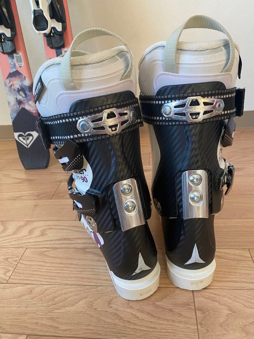 今日限定価格ロキシースキー板ブーツ３点roxyアトミックredstear140