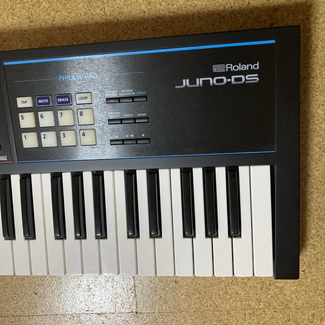 Roland JUNO-DS61 シンセサイザー 61鍵 ソフトケース付き