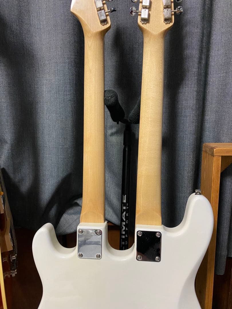 ダブルネック　ストラト