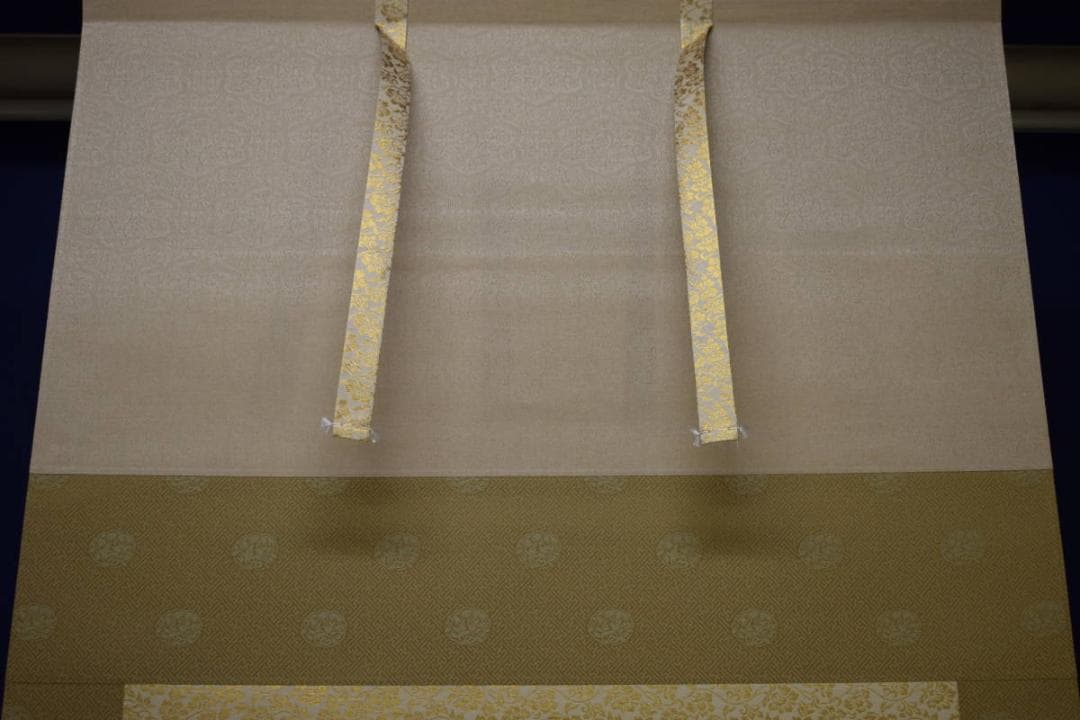 真作/三輪寿峰/猛虎図/桐共箱付/布袋屋掛軸HI-465