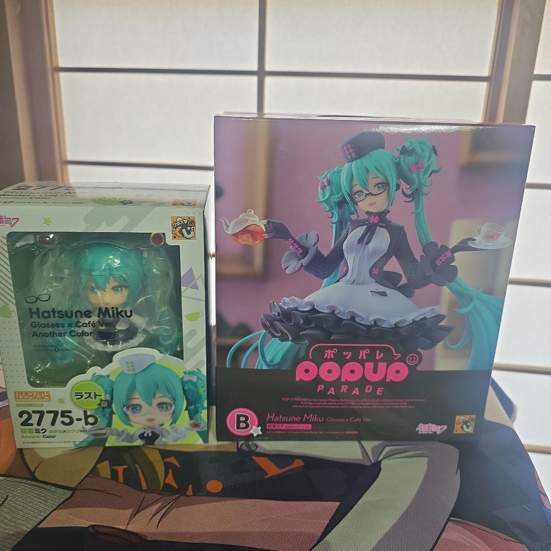 初音ミク　グラスカフェ フィギュアセット　おまけ付き