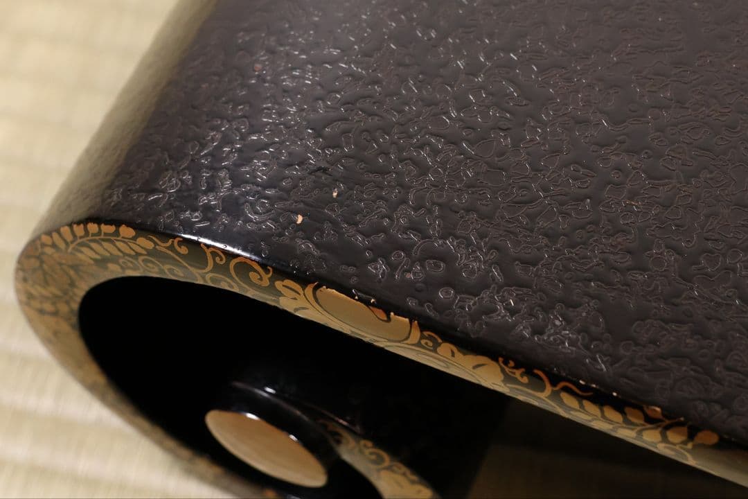 木製 漆塗 巻足 平卓 金蒔絵 丸菊 桐唐草 黒塗 漆芸 花台【MB106】