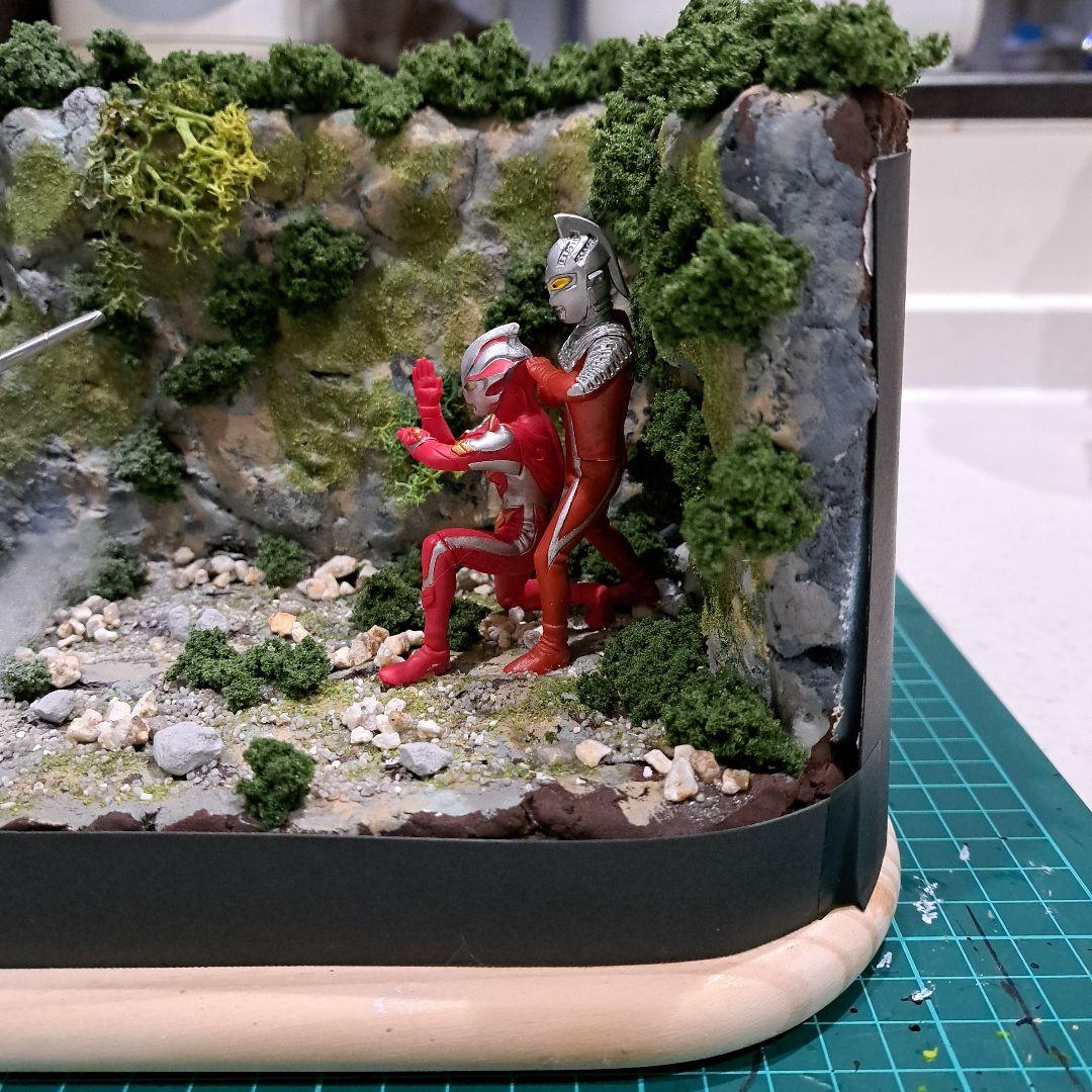 ジオラマ ウルトラマンメビウス セブン 対 グローザム