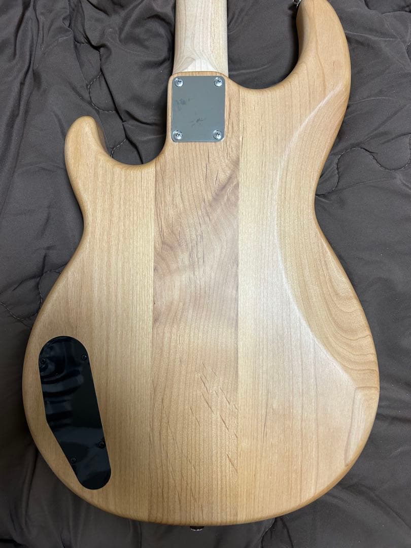 ベース YAMAHA BB234