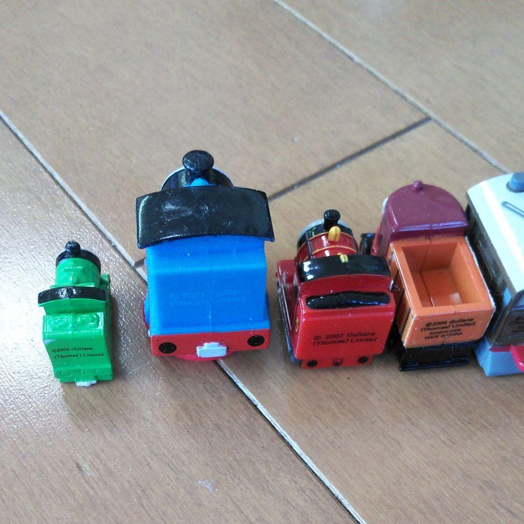 トーマス