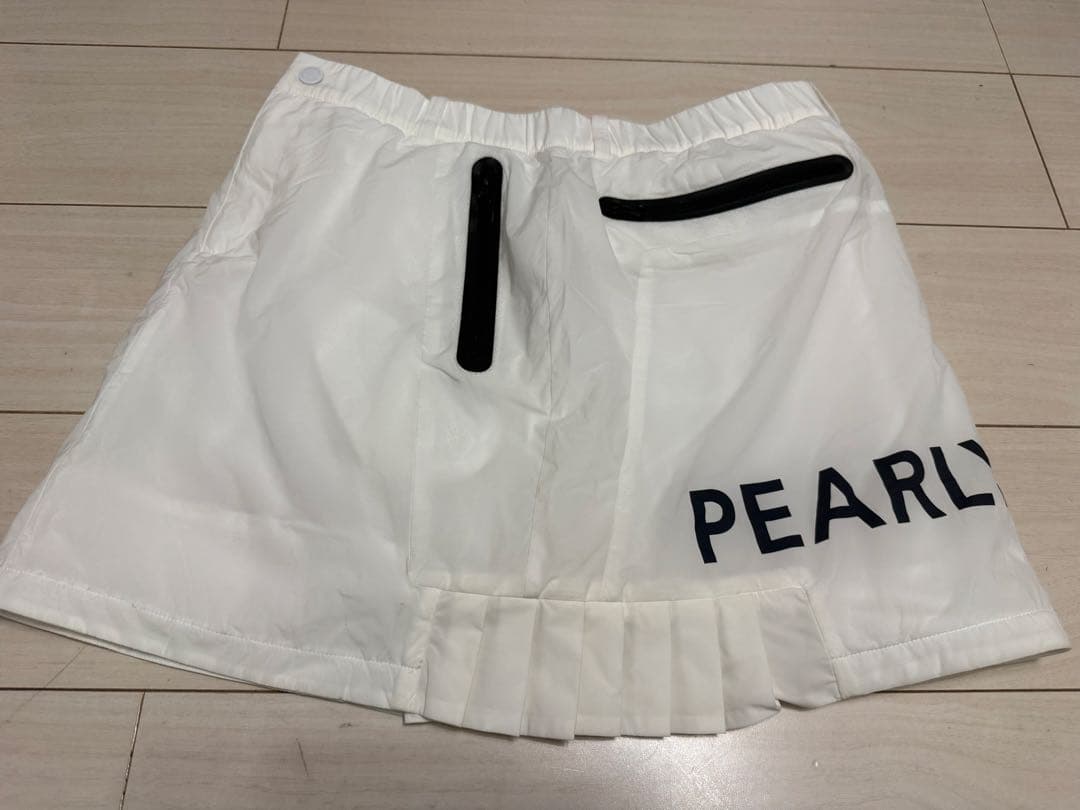 パーリーゲイツ　◾️裏起毛スカート◾️ ホワイト