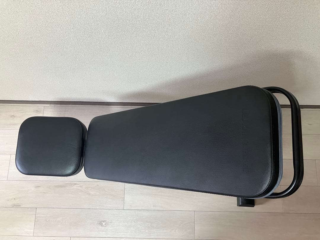 さ*ぐ様 調整可能なトレーニングベンチ 黒