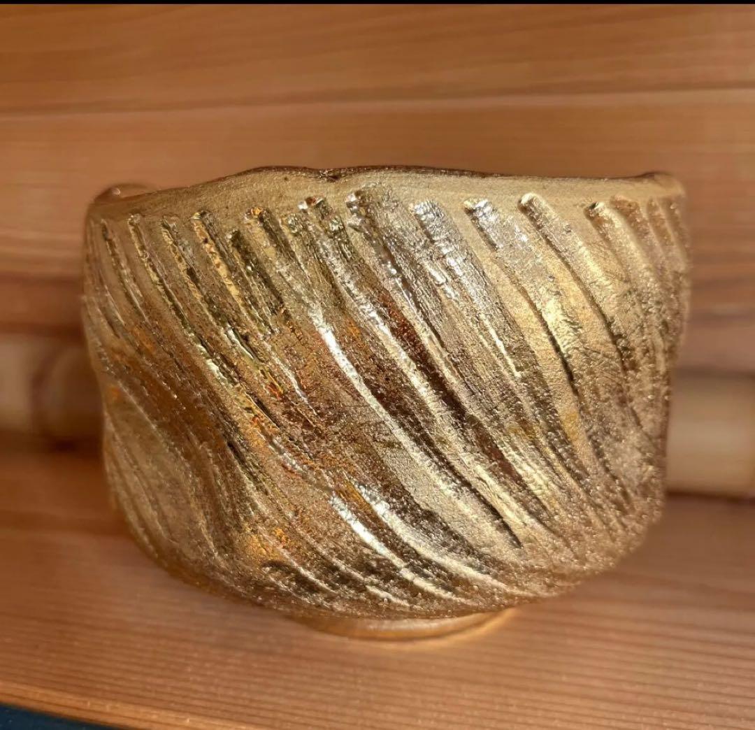 金彩茶碗　陶灼窯　梶原　修　造　金彩捻　茶碗