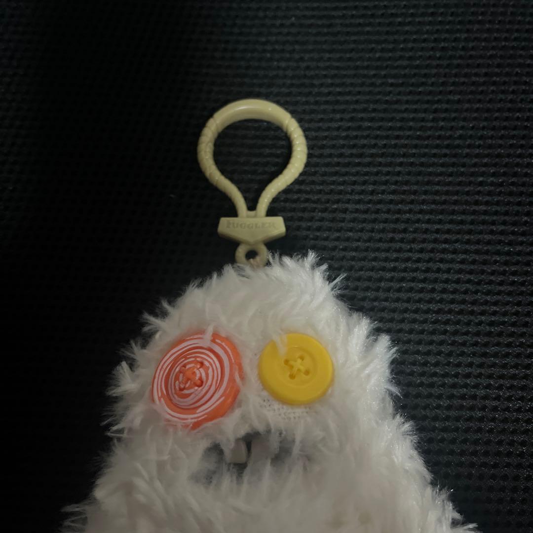 モンスター風フェイクファーキーホルダー