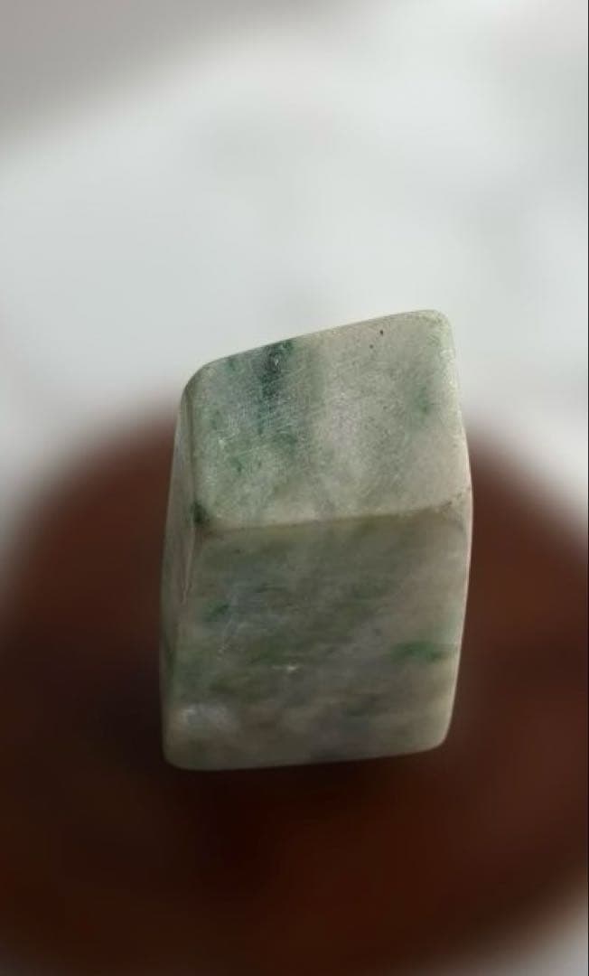 緑色 翡翠 ルース石 約6.5cm 100g 原石 鑑賞石 自然石 天然石