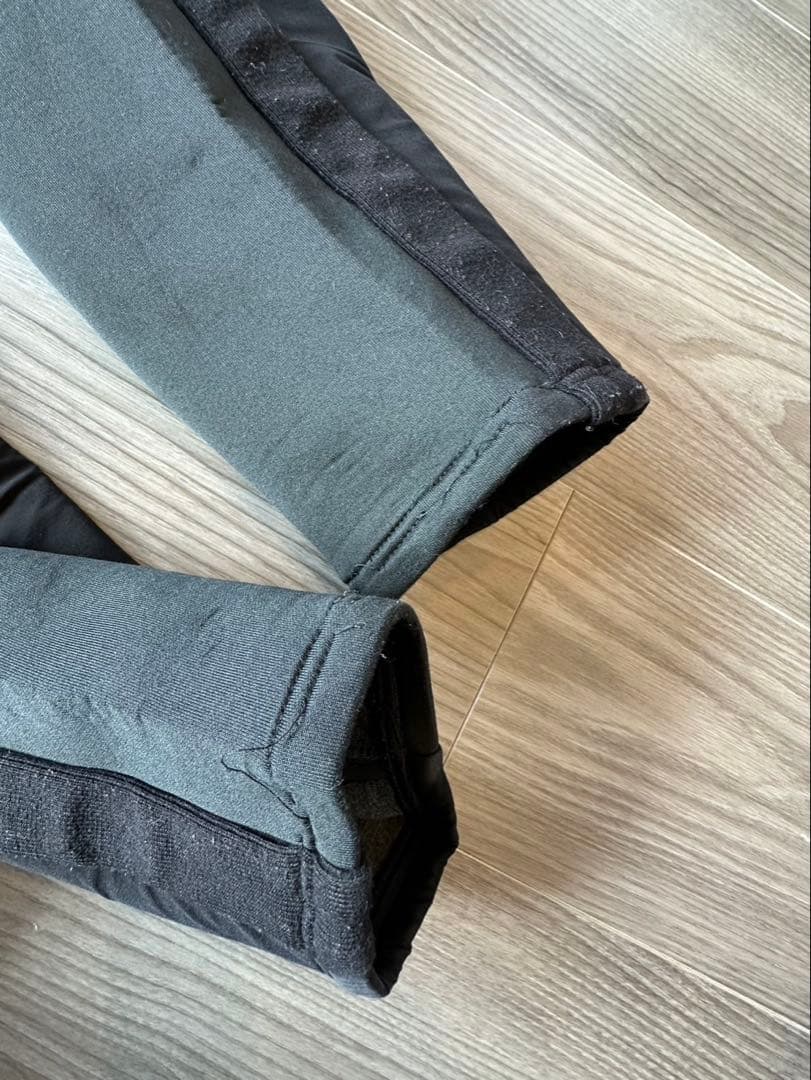 ムータゴルフ　パンツ