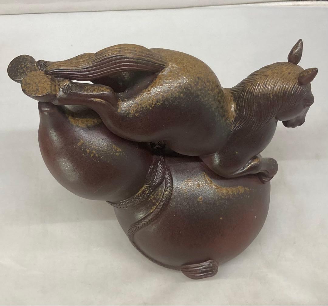 B480b「備前干支置物 午」安土窯　共箱　備前焼　令8年干支　瓢箪から駒