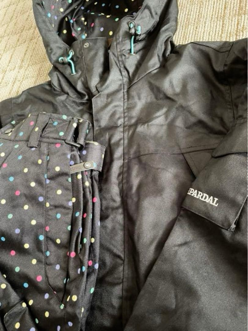 スノボウェア　　スキーウェア　上下　レディース