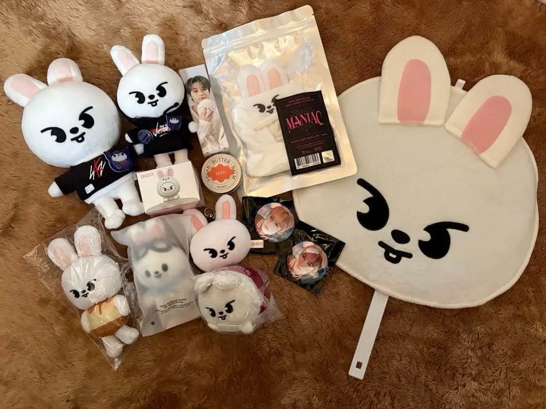 最終値下げ✨️StrayKids リノ Leebit トレカ ぬいぐるみ