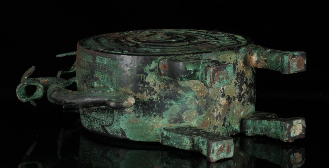 中国古玩 西周〜春秋時代 青銅水器 龍紋鷲蓋青銅器 共箱 古美術 骨董品 唐物