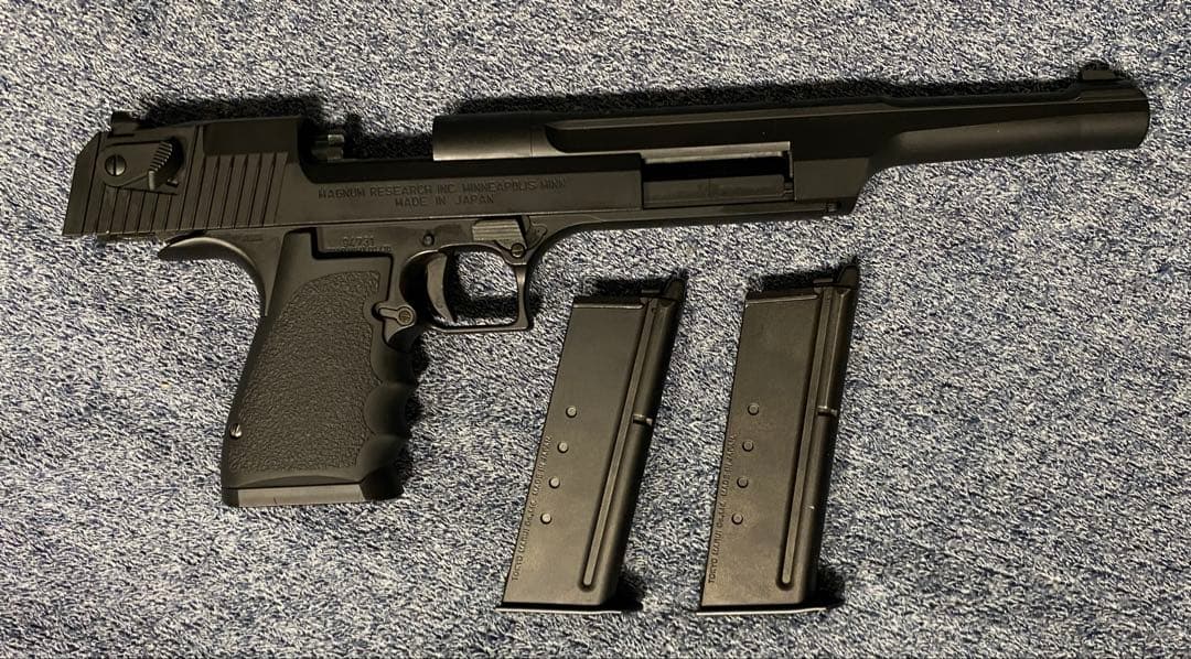 東京マルイ デザートイーグル ガスブローバック 10インチバレル ＋予備マガジン