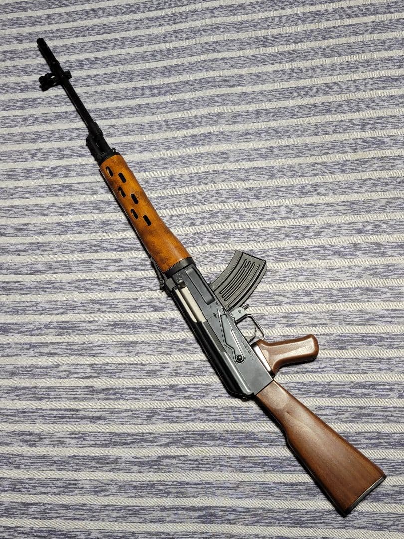 スイ　 AK47