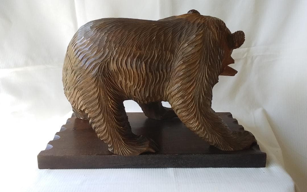 アイヌの木彫りの熊 大中小５体 大４０×２５×２５