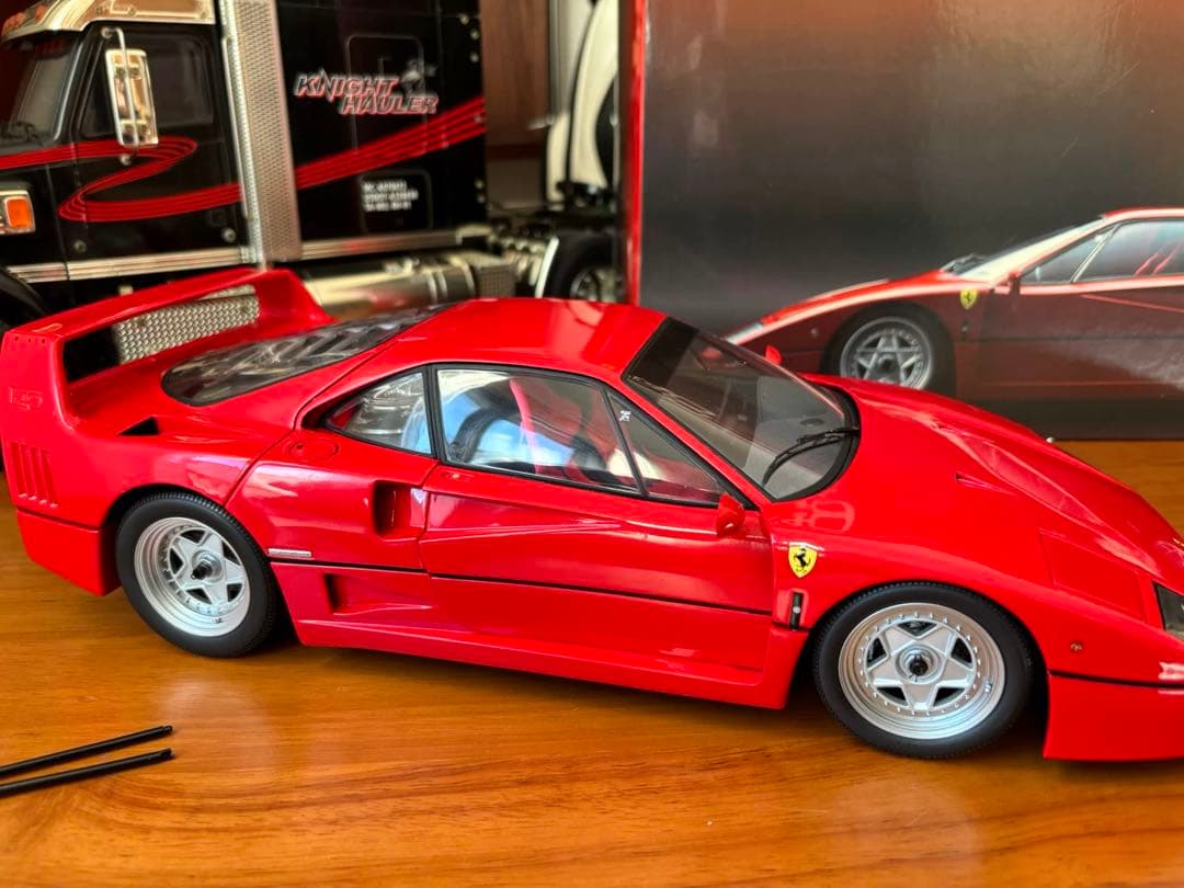 Ferrari F40 1/12赤