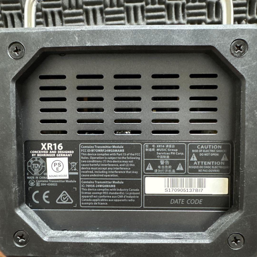 デジタルミキサー　Behringer X Air XR16