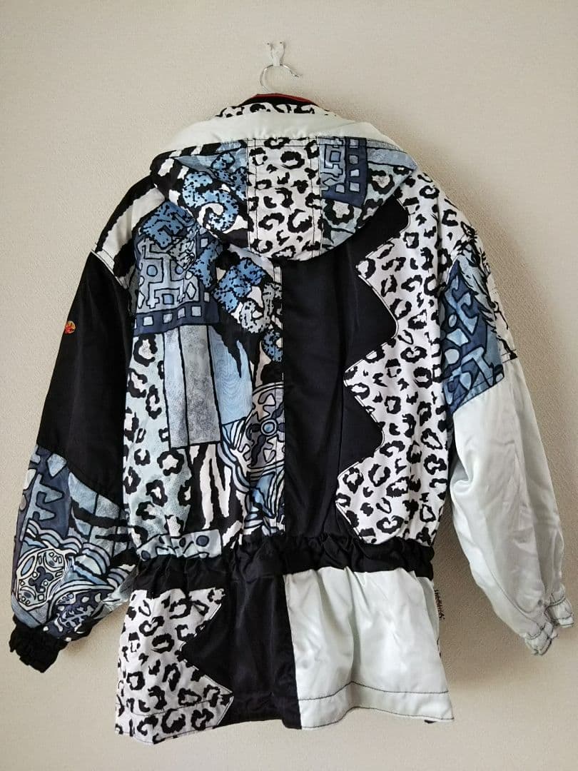 レディース用スキーウエア