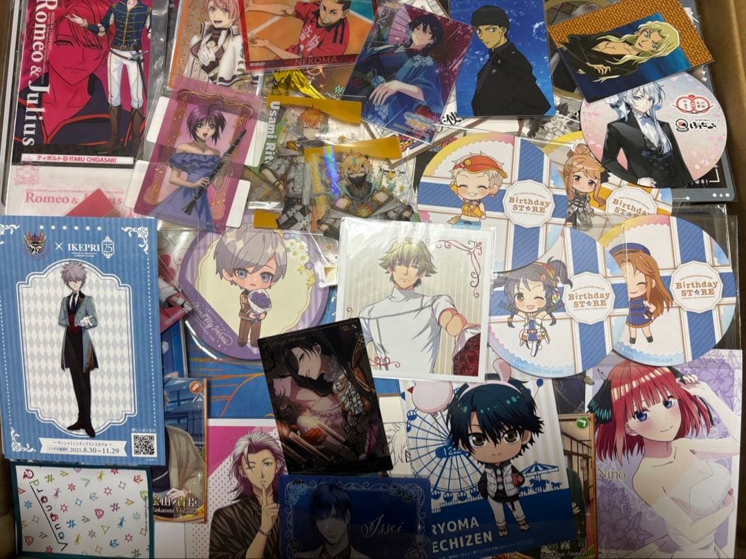 アニメ　アニメグッズ　キャラクターグッズ　まとめ売り　大量　激安　#11