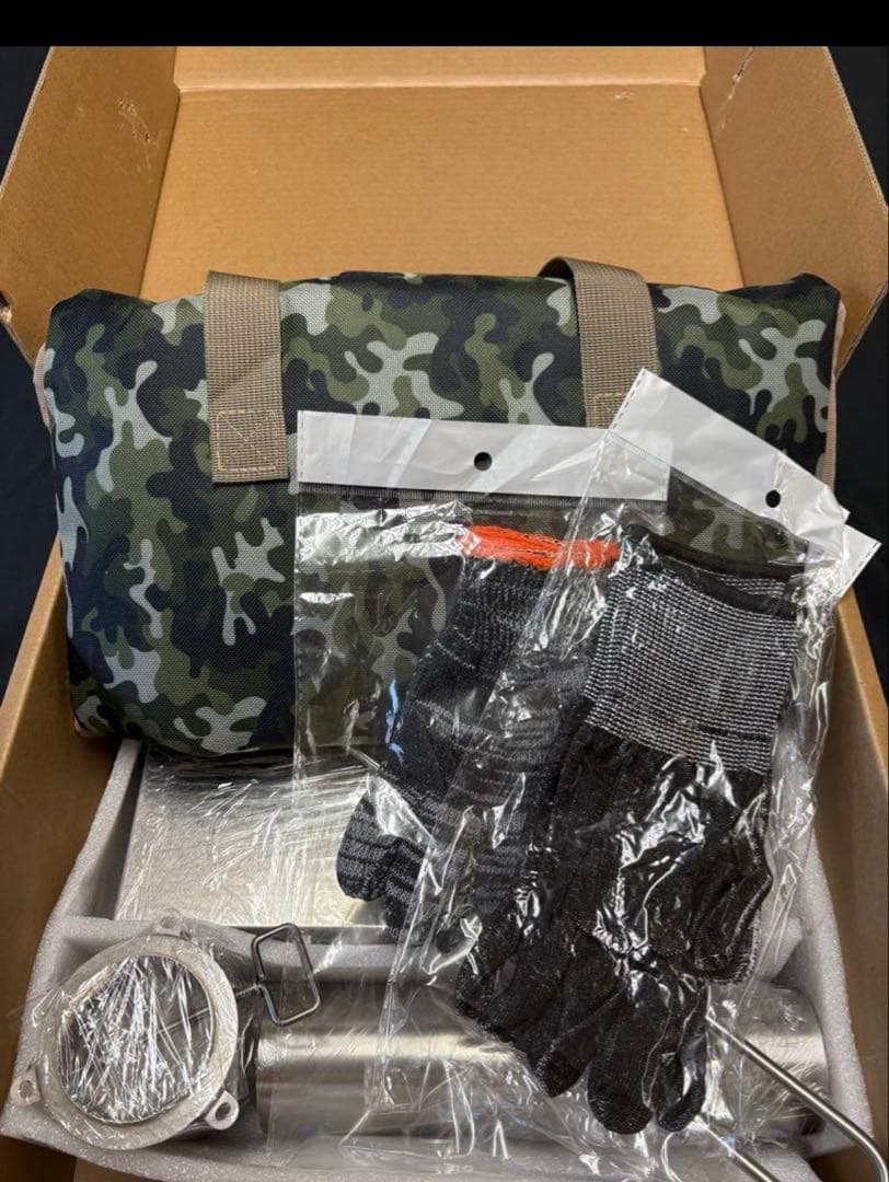 折りたたみ式　薪ストーブ　ステンレス　3面耐熱ガラス　未使用　2.5m巻き煙突