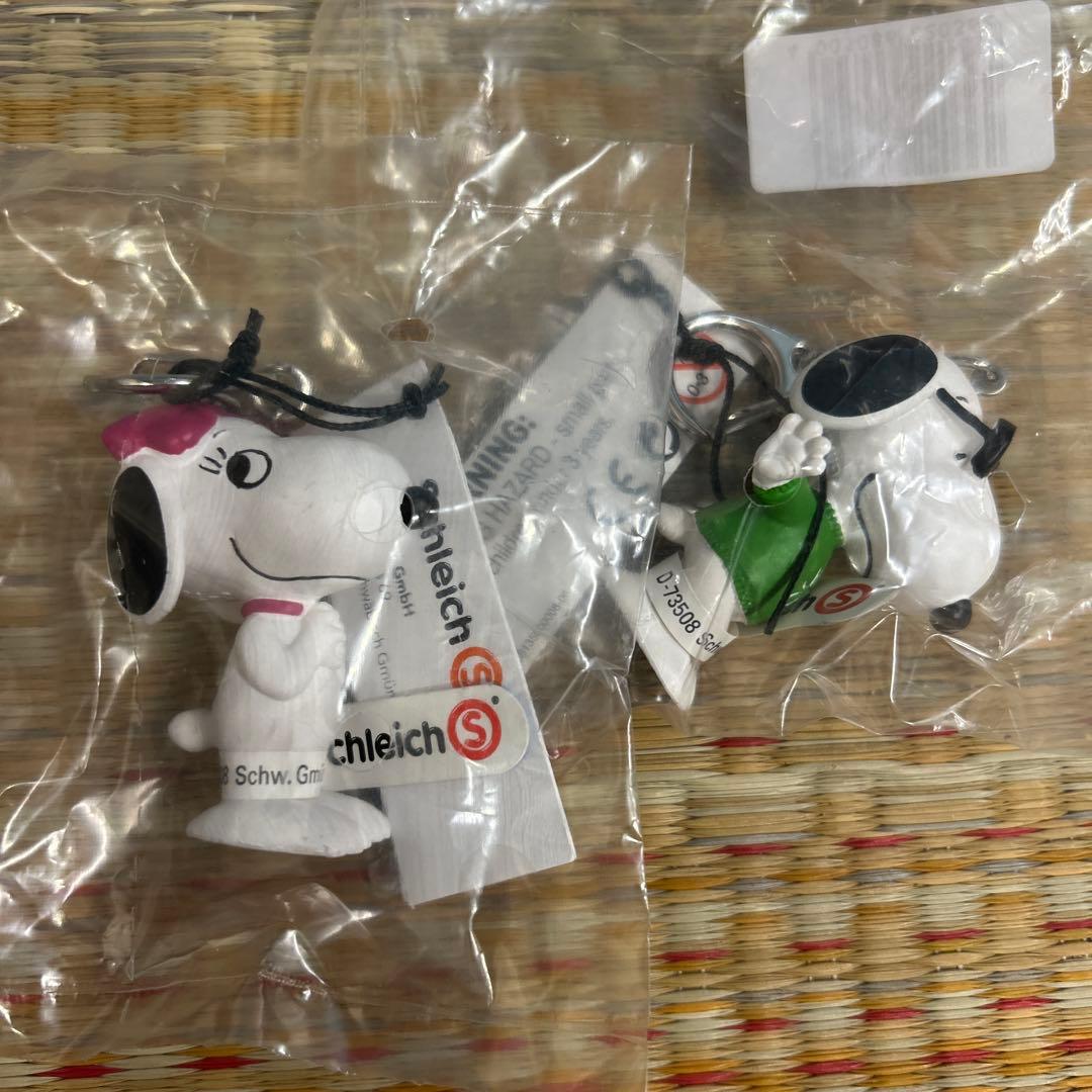 スヌーピー バンク&シュライヒ スヌーピー キーホルダー＆ハッピーセット