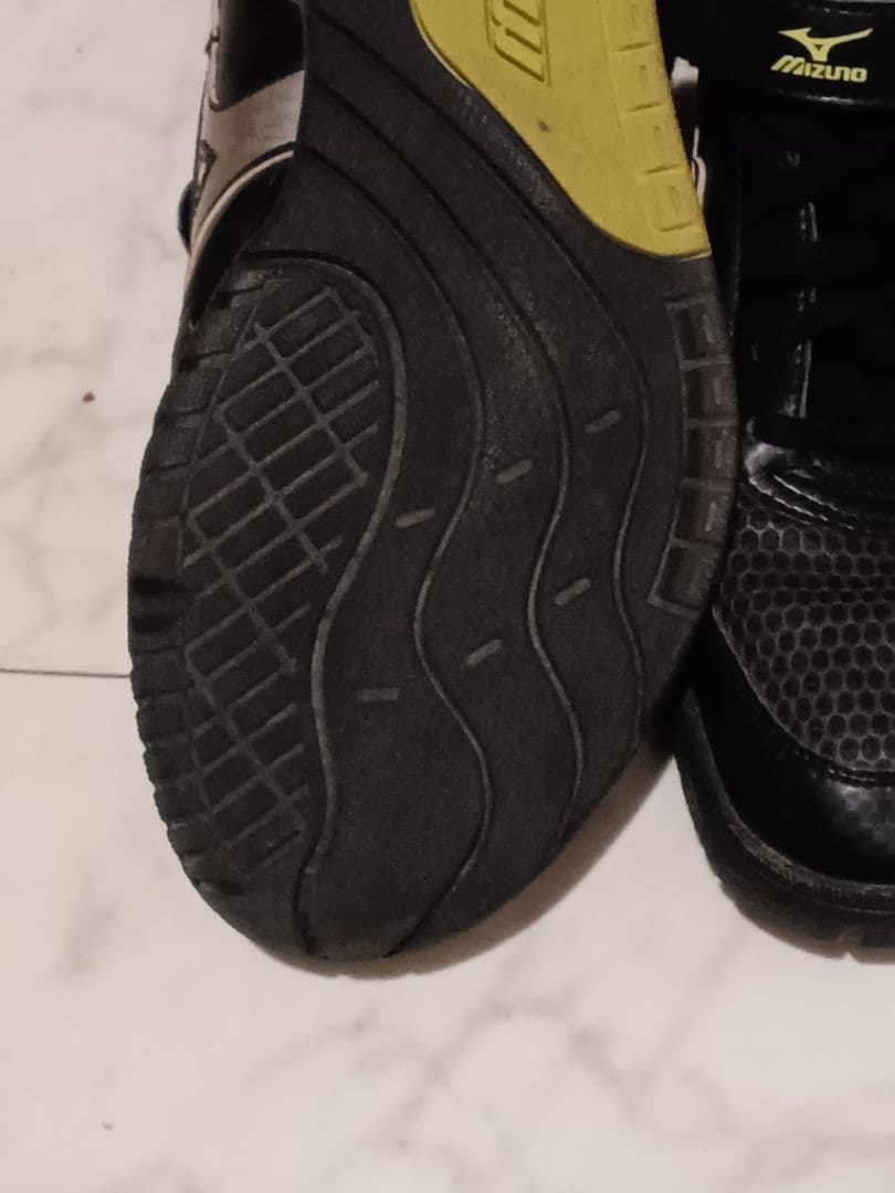 ミズノ 砲丸投げシューズ