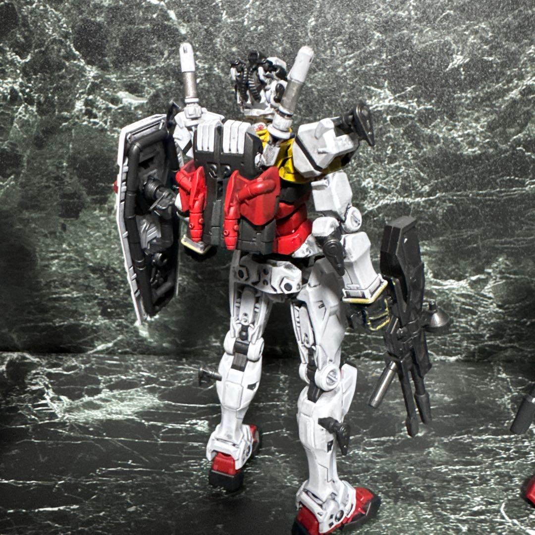 ジークアクス　HG 赤いガンダム　白いガンダムカラー　塗装完成品　ガンプラ