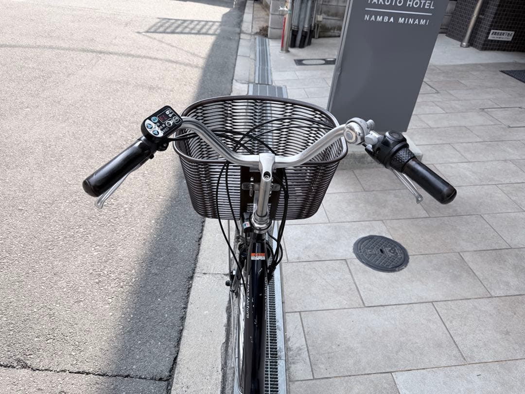 大阪府　ヤマハ　電動アシスト自転車 黒 バスケット付き