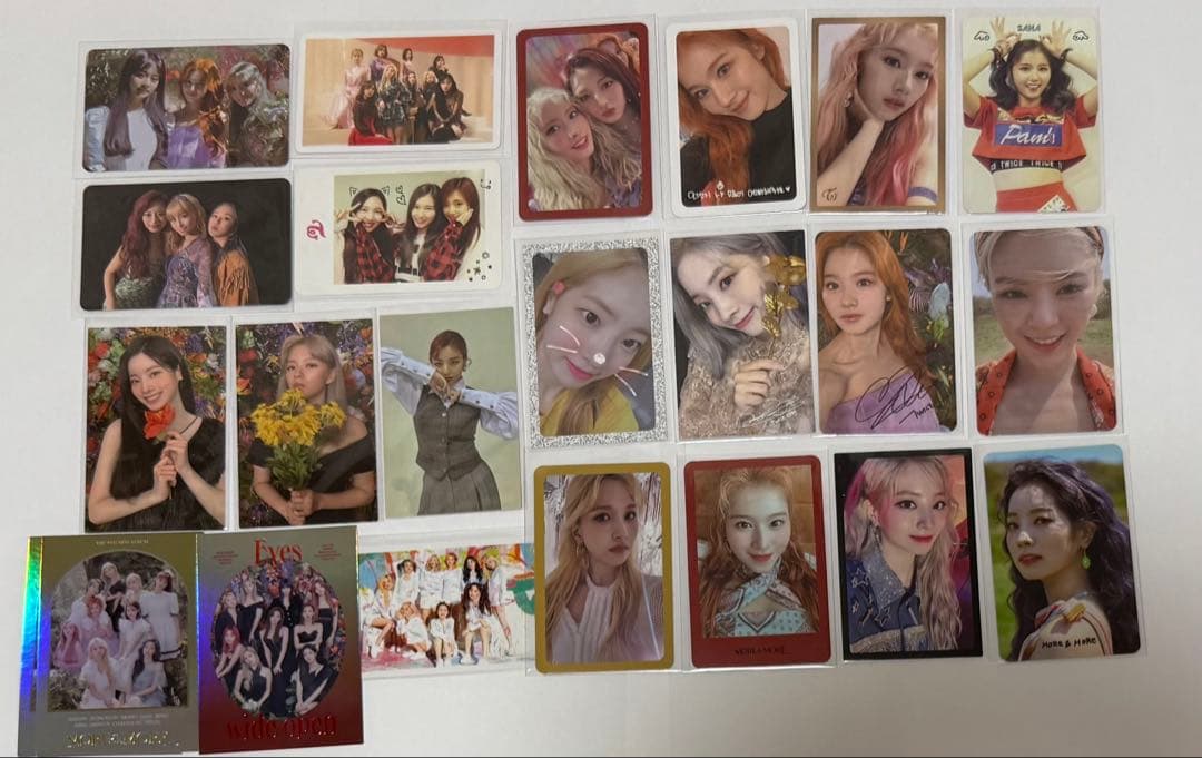 ツウィトレカ＆アルバムグッズセット　9ページ