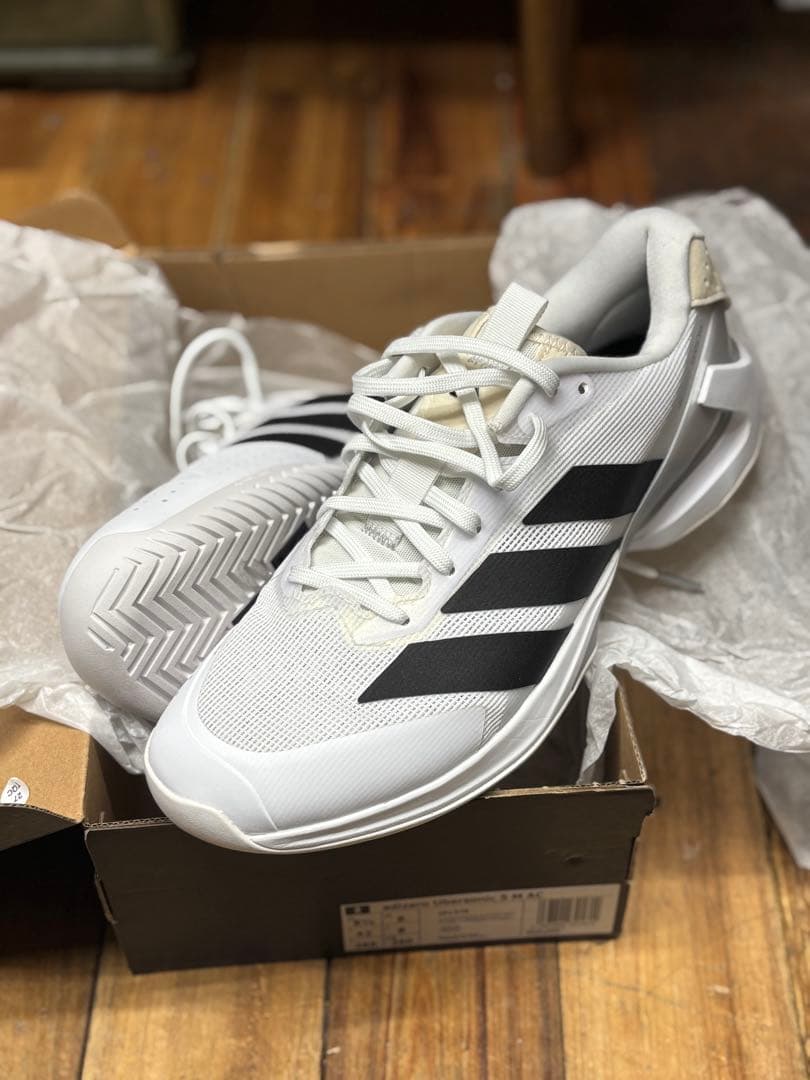 新品同様　14080円　adidas Ubersonic 5 AC 26.5