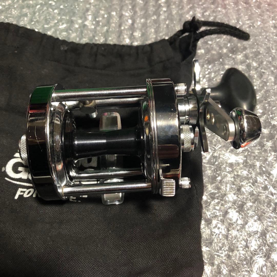 【美品】ABU アブ　アンバサダー 6500CS ロケット　ガンナー　クローム②