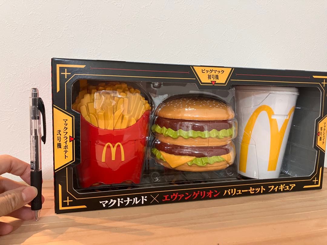 新品　未開封　マクドナルド エヴァンゲリオン コラボセット