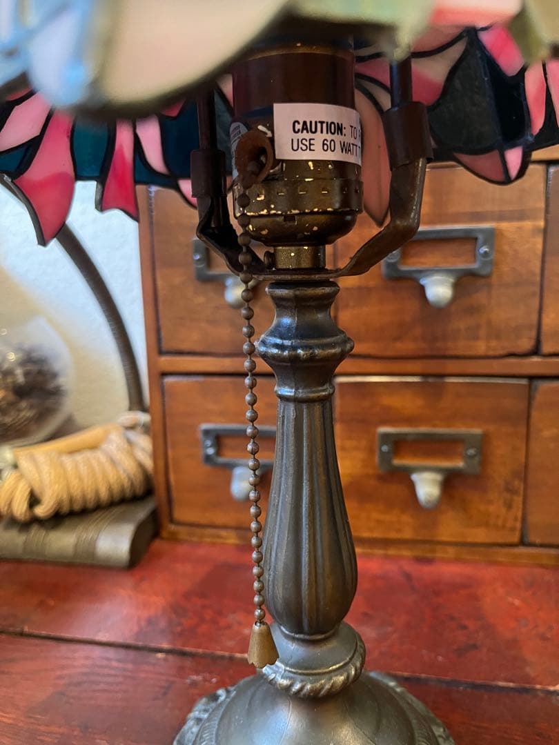 昭和レトロ＜PARAGON＞・ヴィンテージ　ステンドグラス卓上ランプ