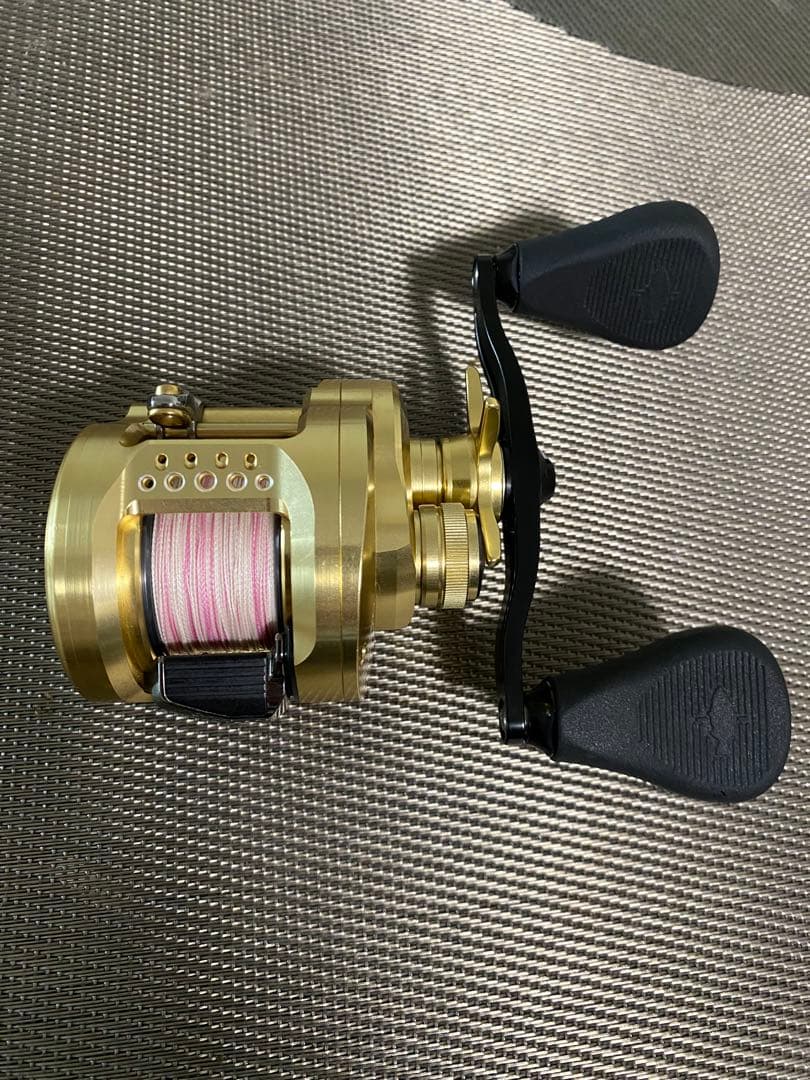 22カルカッタコンクエスト200xg バリアルハンドル付き