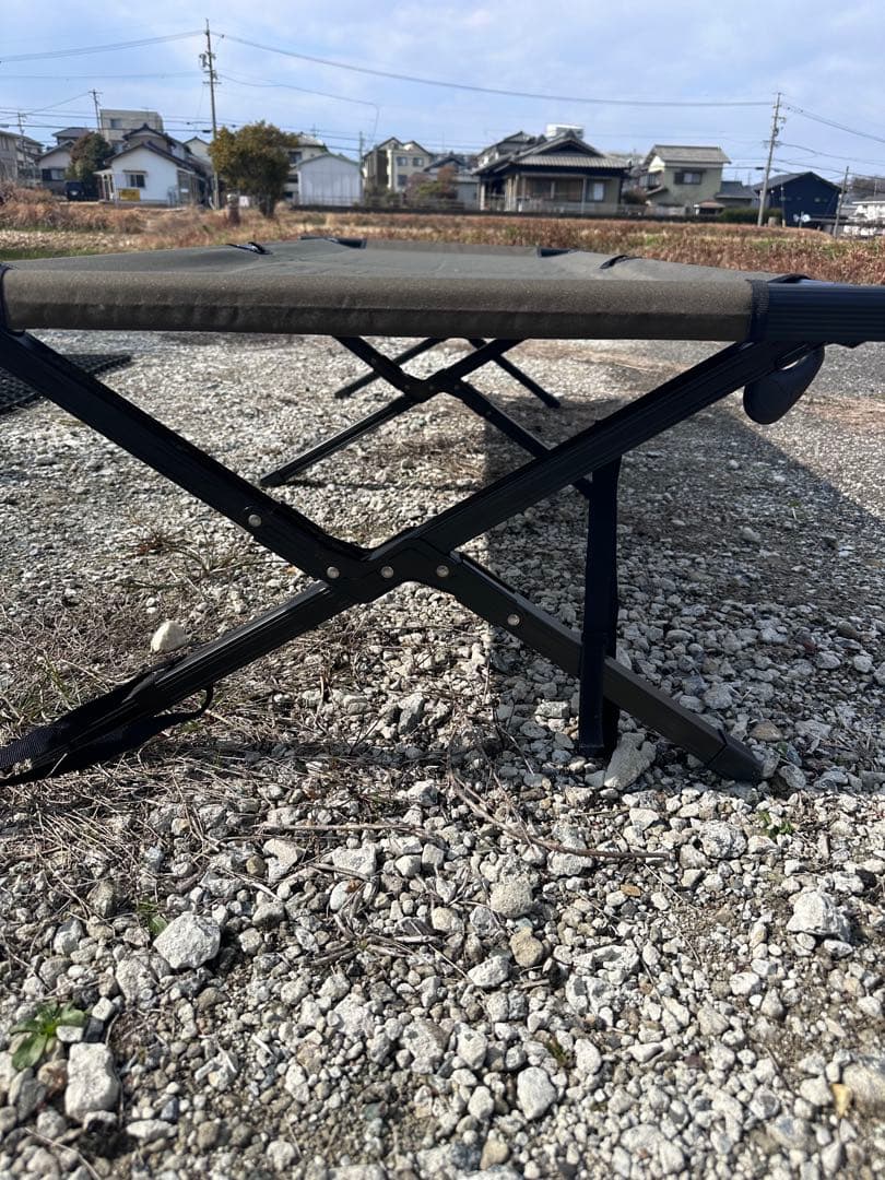 コットとインフレーターマットのセット Logos tarasboulba